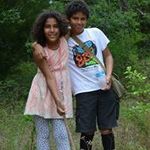Leslie Bowling - @twinsiemom04 - Instagram