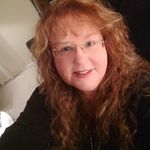 Leslie E. Brady - @lesliepumpkinqueen - Instagram