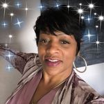 Leslie Buchanan - @leslieb206 - Instagram