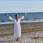 Leslie Cheatham - @l.hutchinsonsales - Instagram