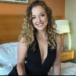 LESLIE SHAW - @leslieclaireshaw - Instagram