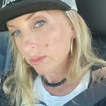 Leslie Parker - @leslieclosetfactory - Instagram