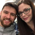 Leslie Coates - @leslie_sch0ll - Instagram