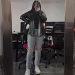 leslie corrales - @lesliecorrales32 - Instagram