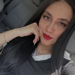 Daniela Guerrero - @lesliedanigro - Instagram
