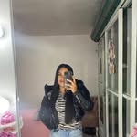 Leslie Deyani - @lesliedeyani - Instagram