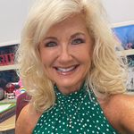 Leslie Dillard - @lcdillard98 - Instagram