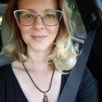 Leslie Eades - @leslieanneades - Instagram