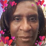 Leslie Flowers - @leslie.flowers.9250 - Instagram