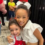 Leslie Gomes - @lesbubble - Instagram