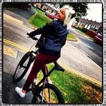 Leslie Grumbles - @yaseminakyuz7289 - Instagram