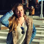 Leslie Hahn - @leesliehahn - Instagram