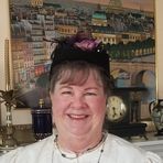 Leslie Hettinger - Facebook