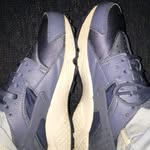 Leslie hooks - @lil_nike_5873 - Instagram