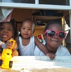 Leslie James - Facebook