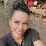 Leslie Nicole Layton - @leslie.layton.77 - Instagram
