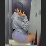Leslie Marquez - @ylesslie - Instagram