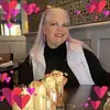 Leslie - @lesliemaymcdevitt - TikTok