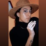 𝔏𝔢𝔰𝔩𝔦𝔢 𝔐𝔢𝔡𝔯𝔞𝔫𝔬 🖤 - @leslie_marian99 - Instagram