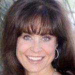 Leslie North - @sellinvegas - Instagram