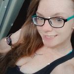 Leslie Michelle Pickering - @minimomama23 - Instagram