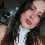 Leslie Pineda - @lesliepineda20 - Instagram