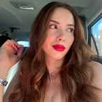 Leslie Prado - @leslieeprado - Instagram