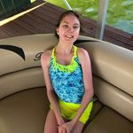 Leslie Putman - @misslesthemess - Instagram