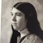 Leslie Sementelli Reeder - @reeder.leslie - Instagram