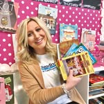 Leslie Ann Rowland - @lalateacherlife - Instagram