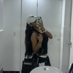 Lesss - @leslie._saenz - Instagram