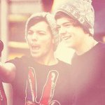 leslie styles - @suck_my_nipples_harry - Instagram
