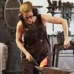 Leslie Tharp - @leslietharpdesigns - Instagram