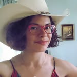 Leslie Warden - @french_lucky_nutcase - Instagram