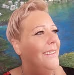 Leslie Wolfrom - Facebook