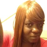 Leslie Small - @chocolatemoneak - Instagram