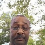 Lester Lockhart - @lester.lockhart.3572 - Instagram