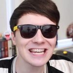 @smileyphanlester - Instagram