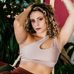 Letícia Bernardes 🌹🦋 - @bernardesleticia - Instagram