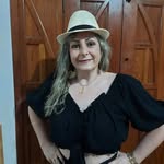 Leticia Carlini - @carlinileticia - Instagram