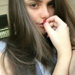 Letícia Hoffman - @leeeh_hoffman - Instagram