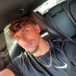 @leviadams__ - Instagram