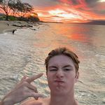 Levi Cave - @levicave2222 - Instagram