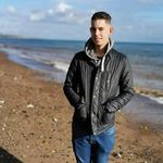 Lewis Dyer - @lewisdyer79 - Instagram