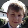 Takes buns** - @lewismcdonnell - TikTok