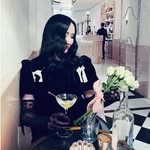 Siân Izzy Parry-Lewis - @izzyparrylewis - Instagram