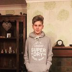 Lewis Peacock - @lewpeacock.04 - Instagram