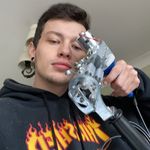 Lewis Wells - @boy_wells - Instagram