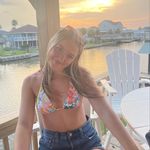 Lexi Burns - @thelexiburns - Instagram