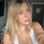 @alexiswebster821 - Instagram